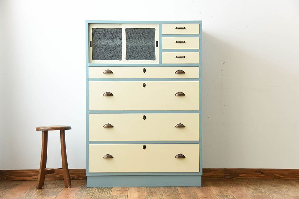 レトロ家具　昭和レトロ　ペイントがかわいいアンティークチェスト