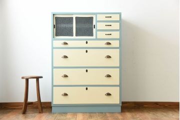 レトロ家具　昭和レトロ　ペイントがかわいいアンティークチェスト