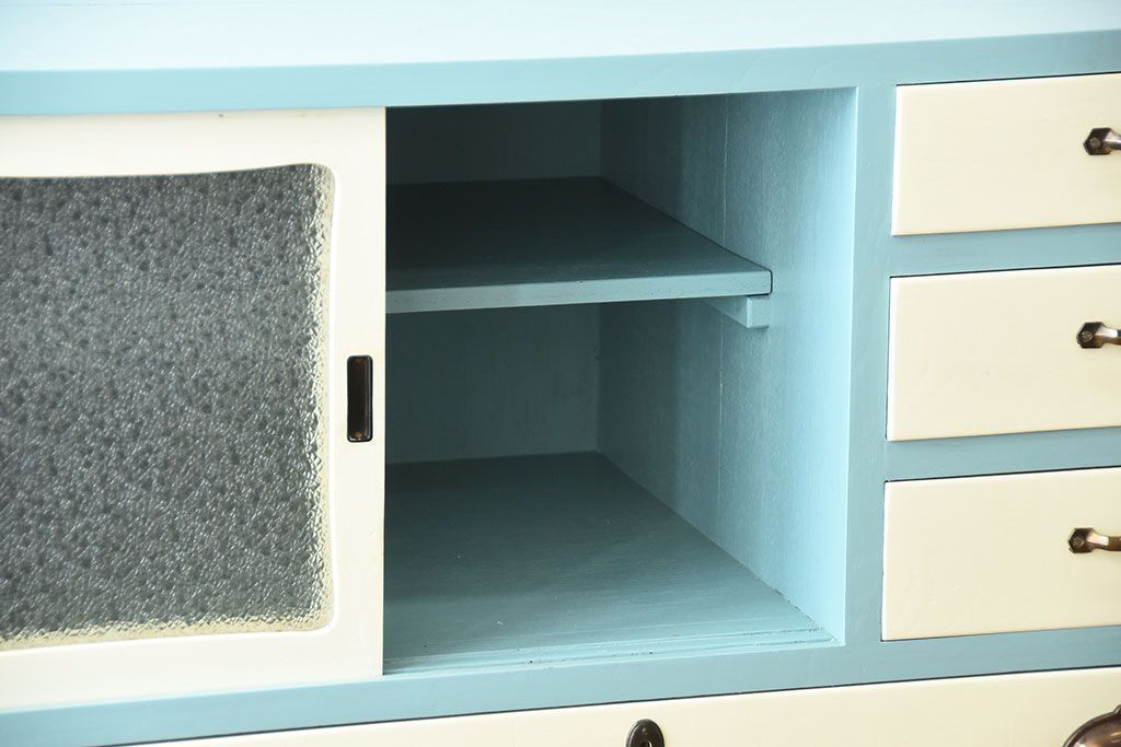 レトロ家具　昭和レトロ　ペイントがかわいいアンティークチェスト