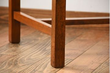 レトロ家具　和製アンティーク　シンプルで小ぶりな昭和レトロスタイルのアンティーク片袖机(デスク)