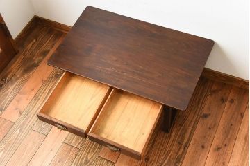 アンティーク家具　和製アンティーク　引き出し2杯付き!古い木製の小さな平机(文机)