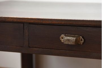 アンティーク家具　和製アンティーク　引き出し2杯付き!古い木製の小さな平机(文机)