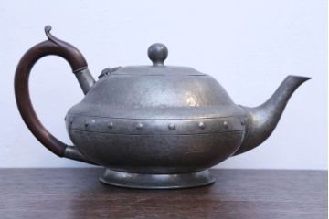 アンティーク雑貨　イギリスアンティーク　W&Co HOMELAND ピューター(錫)製ティーポット