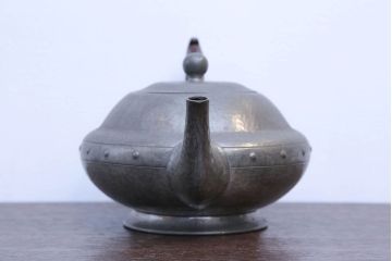 アンティーク雑貨　イギリスアンティーク　W&Co HOMELAND ピューター(錫)製ティーポット