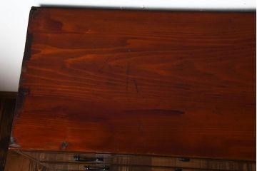 アンティーク家具　和製アンティーク　面取りが上品な前面欅材の高級衣装箪笥(2)