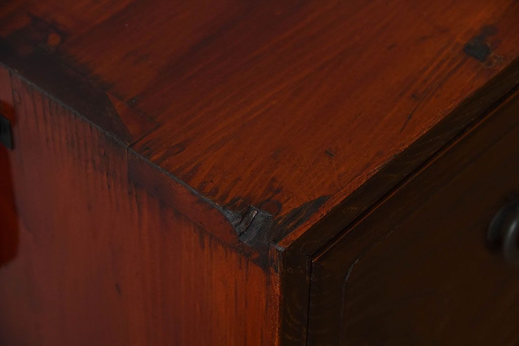 アンティーク家具　和製アンティーク　面取りが上品な前面欅材の高級衣装箪笥(2)