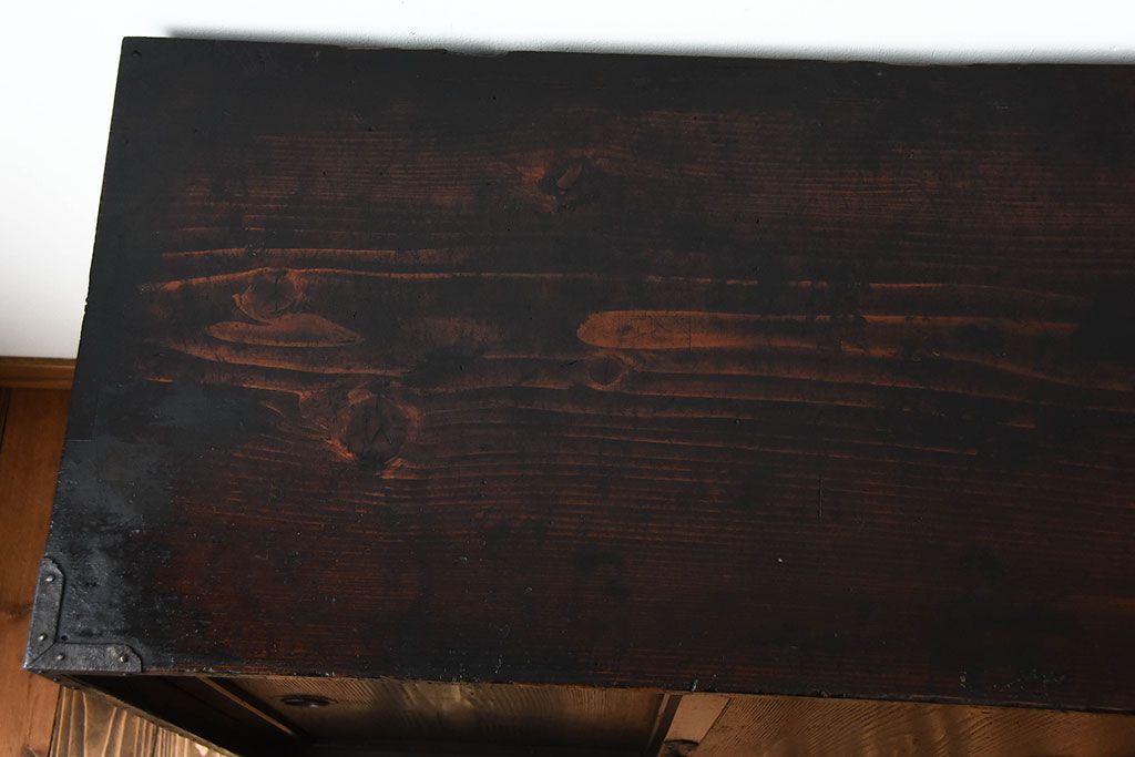 アンティーク家具　古民具・骨董　古い木が味わい深いアンティーク帳場戸棚