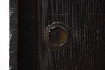 アンティーク家具　古民具・骨董　古い木が味わい深いアンティーク帳場戸棚