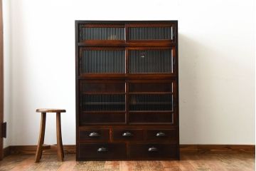 アンティーク家具　和製アンティーク　モールガラス入り!前面欅材の引き出し5杯付きキャビネット