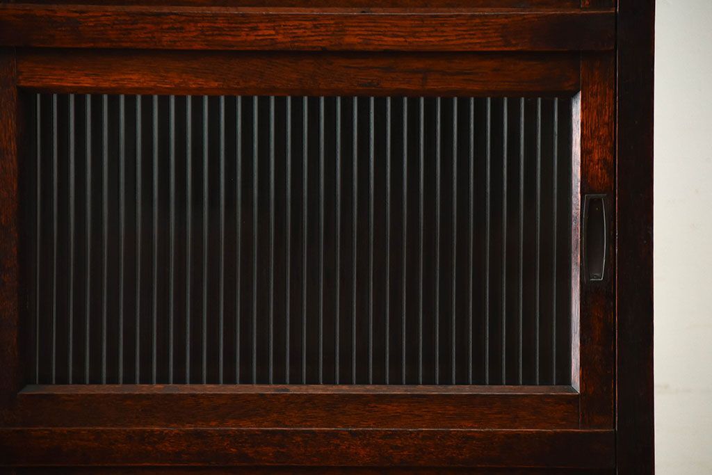 アンティーク家具　和製アンティーク　モールガラス入り!前面欅材の引き出し5杯付きキャビネット