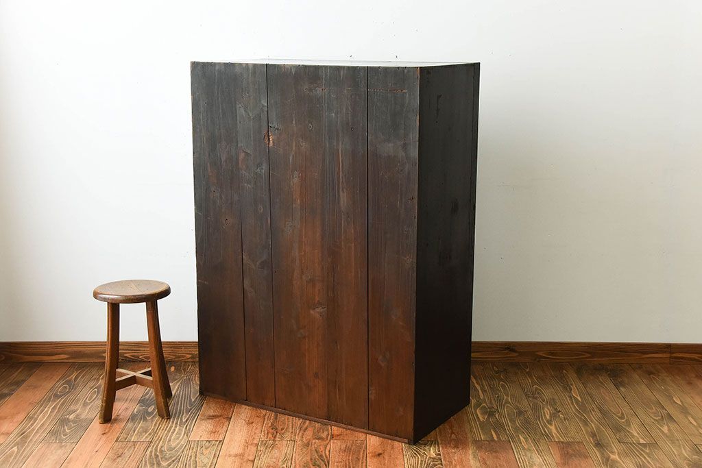 アンティーク家具　和製アンティーク　モールガラス入り!前面欅材の引き出し5杯付きキャビネット