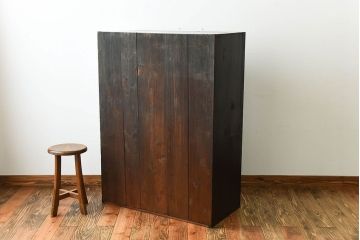 アンティーク家具　和製アンティーク　モールガラス入り!前面欅材の引き出し5杯付きキャビネット