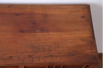 アンティーク家具　和製アンティーク　古い木製のナチュラルな木味の収納戸棚(下駄箱)