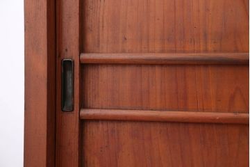 アンティーク家具　和製アンティーク　古い木製のナチュラルな木味の収納戸棚(下駄箱)