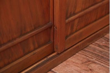 アンティーク家具　和製アンティーク　古い木製のナチュラルな木味の収納戸棚(下駄箱)