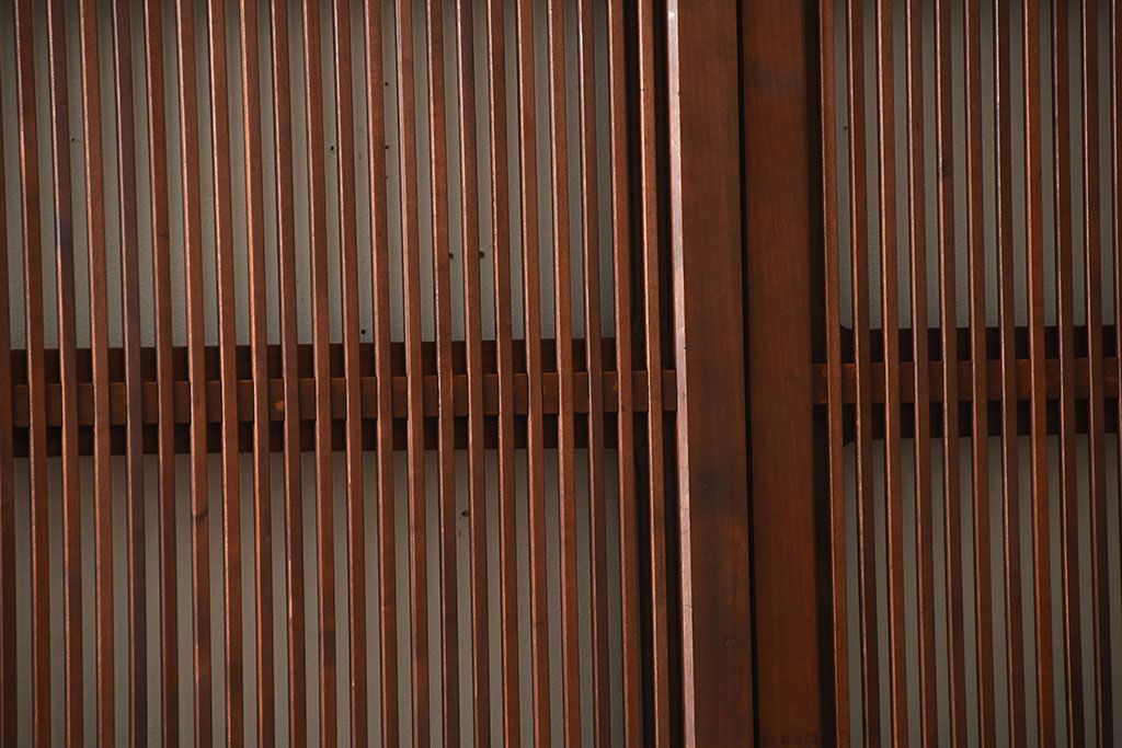 古民具・骨董　裏ガラス付き!上質な作り込みのアンティーク格子戸4枚セット