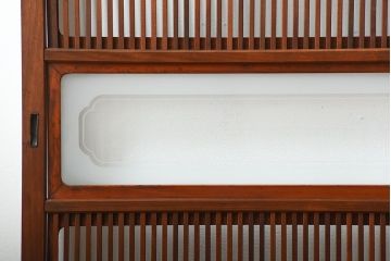 古民具・骨董　裏ガラス付き!上質な作り込みのアンティーク格子戸4枚セット