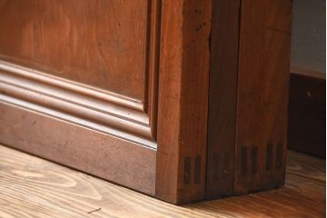 古民具・骨董　裏ガラス付き!上質な作り込みのアンティーク格子戸4枚セット