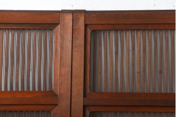 古民具・骨董　裏ガラス付き!上質な作り込みのアンティーク格子戸4枚セット