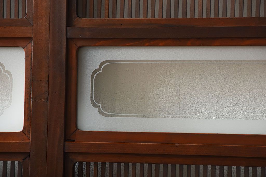 古民具・骨董　裏ガラス付き!上質な作り込みのアンティーク格子戸4枚セット