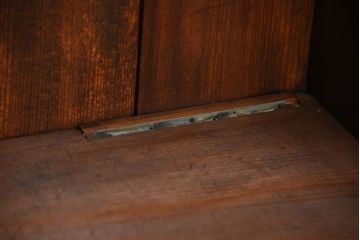 アンティーク家具　和製アンティーク　前面欅材!古い木製の脚付き時代箪笥ローボード