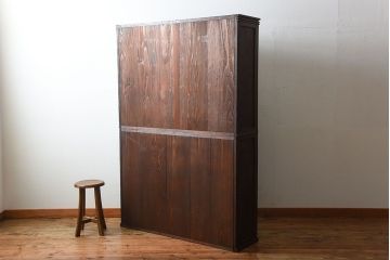 アンティーク家具　大正ロマン　シックな古い栗材のアンティーク重ね戸棚