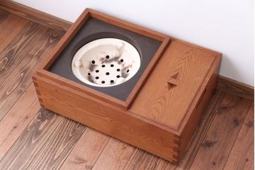 中古　民芸家具　総栗材のモダンな火鉢