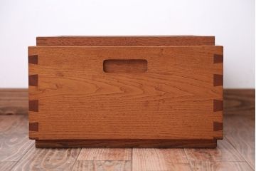 中古　民芸家具　総栗材のモダンな火鉢