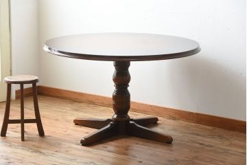 中古　飛騨産業　キツツキマーク　ラウンドダイニングテーブル