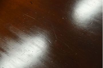 中古　飛騨産業　キツツキマーク　ラウンドダイニングテーブル