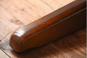 中古　飛騨産業　キツツキマーク　ラウンドダイニングテーブル