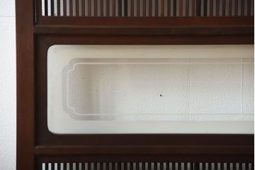 古民具・骨董　裏障子付き!腰板欅材の上質なアンティーク格子戸(1)