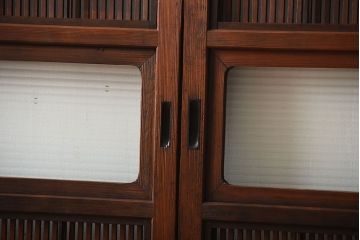 古民具・骨董　モールガラス入り!腰板欅材の裏障子付きアンティーク格子戸4枚セット