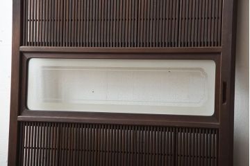 古民具・骨董　裏障子付き!腰板欅材の上質なアンティーク格子戸(2)