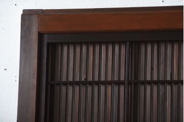 古民具・骨董　裏障子付き!腰板欅材の上質なアンティーク格子戸(2)