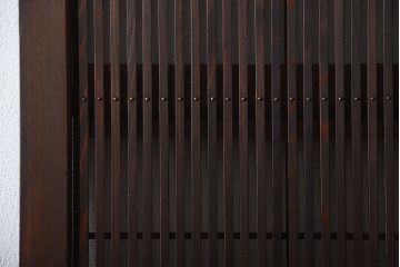 古民具・骨董　裏障子付き!腰板欅材の上質なアンティーク格子戸(3)