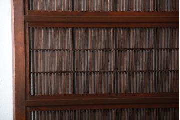 古民具・骨董　裏障子付き!腰板欅材の上質なアンティーク格子戸(3)