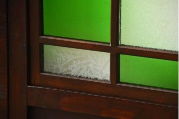 古民具・骨董　色ガラス入り!モダンなガラス帯戸2枚セット