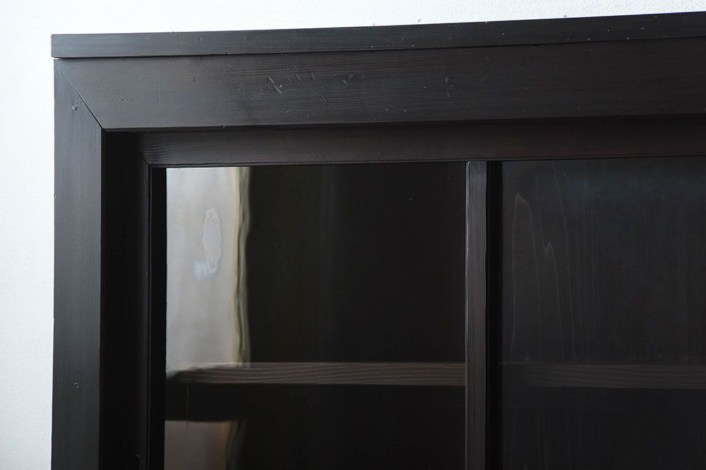 アンティーク家具　和製アンティーク　古い檜材の結霜ガラス入り大きな重ね収納戸棚