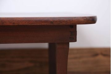 アンティーク家具　和製アンティーク　天板栓材一枚板の小さな角ちゃぶ台