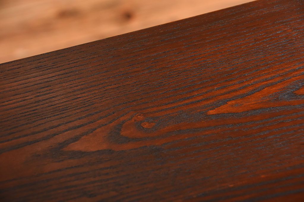 アンティーク家具　アンティーク　シンプルなナラ材のダイニングテーブル