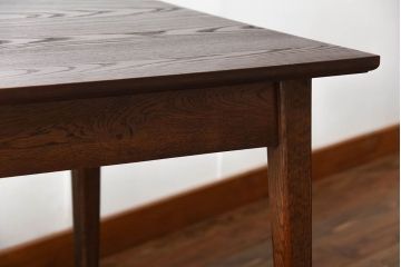 アンティーク家具　アンティーク　シンプルなナラ材のダイニングテーブル