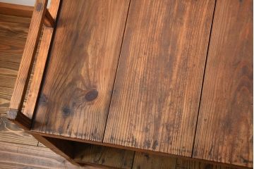 アンティーク家具　アンティーク　ナチュラルな木味の大きな陳列棚(カウンターテーブル)