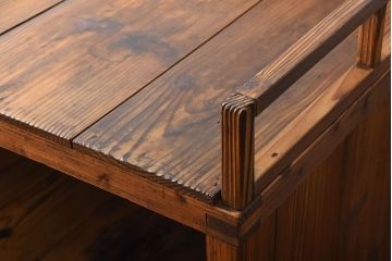 アンティーク家具　アンティーク　ナチュラルな木味の大きな陳列棚(カウンターテーブル)