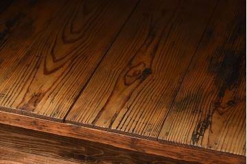 アンティーク家具　アンティーク　ナチュラルな木味の大きな陳列棚(カウンターテーブル)