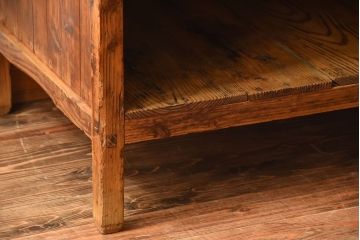 アンティーク家具　アンティーク　ナチュラルな木味の大きな陳列棚(カウンターテーブル)