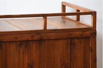 アンティーク家具　アンティーク　ナチュラルな木味の大きな陳列棚(カウンターテーブル)