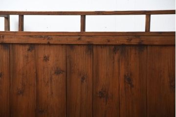 アンティーク家具　アンティーク　ナチュラルな木味の大きな陳列棚(カウンターテーブル)