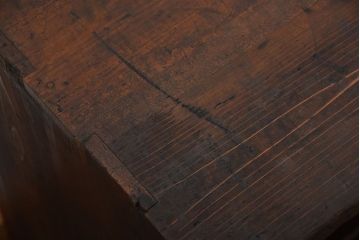 アンティーク家具　和製アンティーク　古い木の3杯引き出し付きローボード(テレビボード)