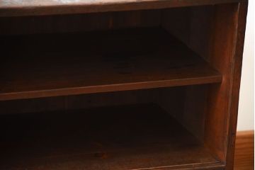 アンティーク家具　和製アンティーク　古い木の3杯引き出し付きローボード(テレビボード)